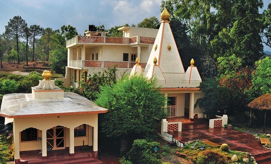 YSS Dwarahat Ashram Himalayas