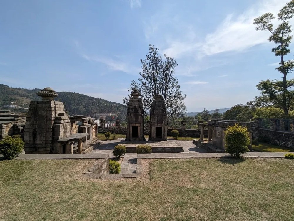 Historic group of temples in Dwarahat, Uttarakhand, near the route to Mahavatar Babaji Cave